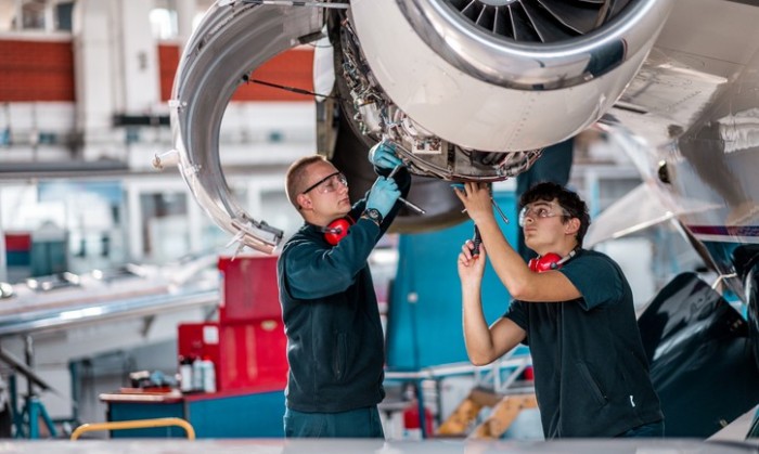 بازسازی موتور A320